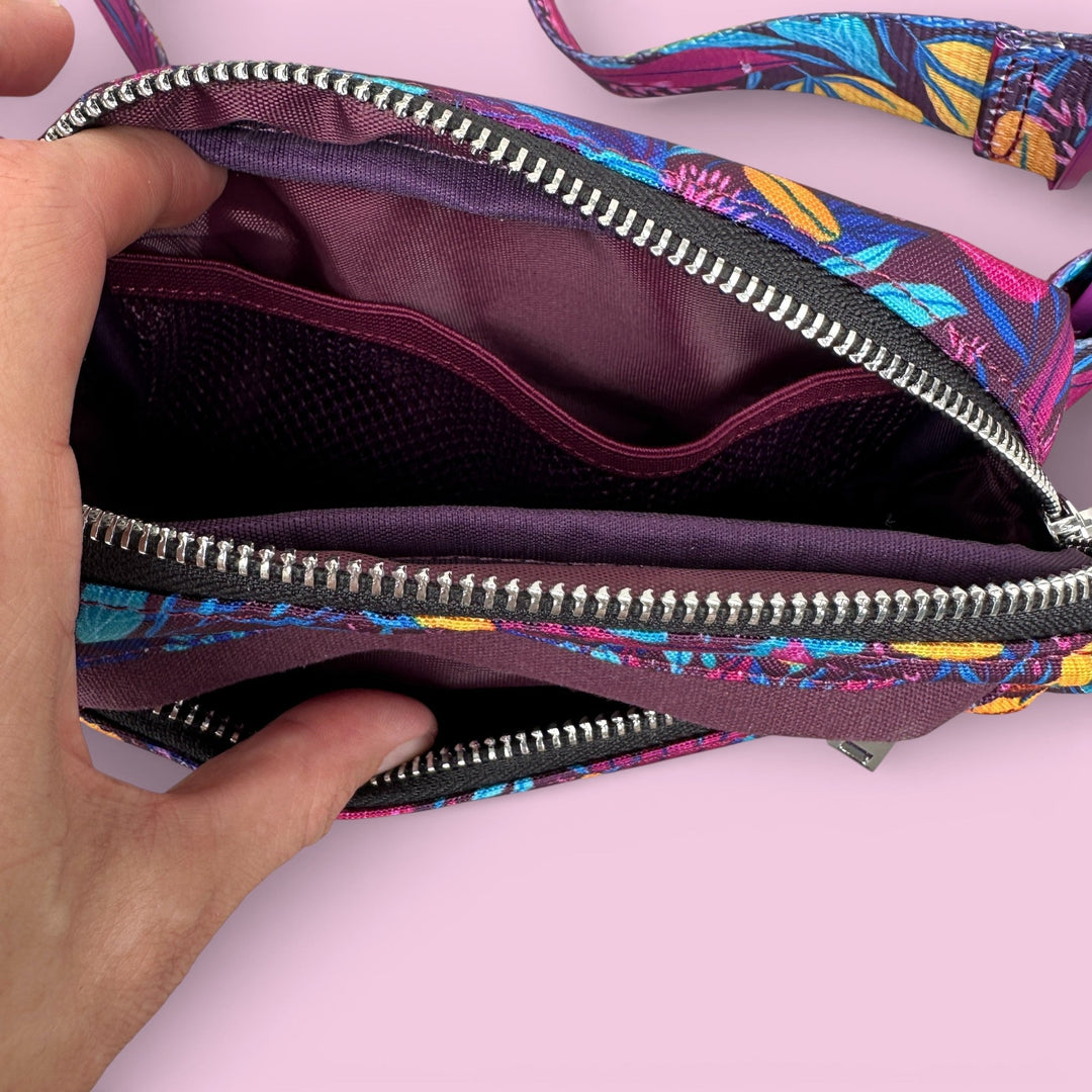 Sapphire Showers Adventure Pouch : Dog Walking Bum Bag